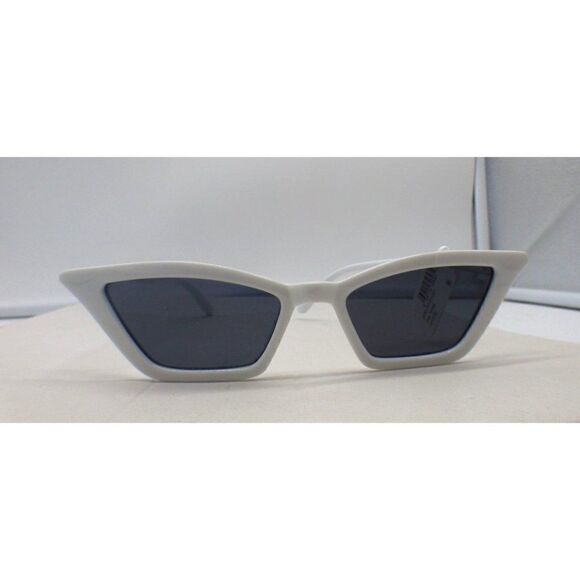 BP. Cat Eye Sunglasses in White - Picture 1 of 8